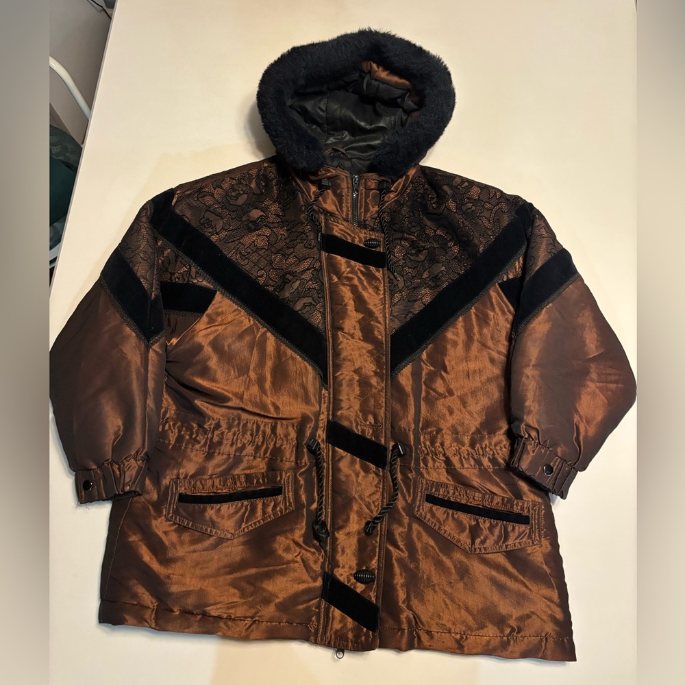 Vintage beautiful flower design brown puffer jacket fur hooded